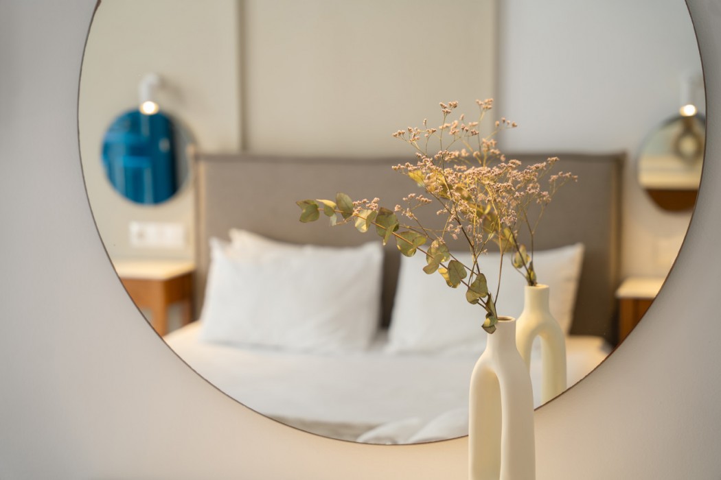 Nami Hotel & Suites 43/156