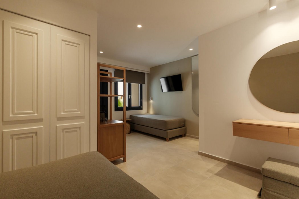 Nami Hotel & Suites 84/156
