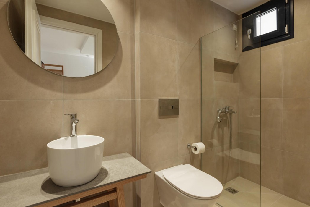 Nami Hotel & Suites 61/156