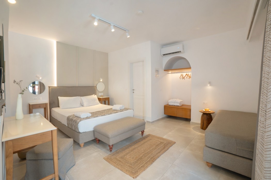 Nami Hotel & Suites 49/156