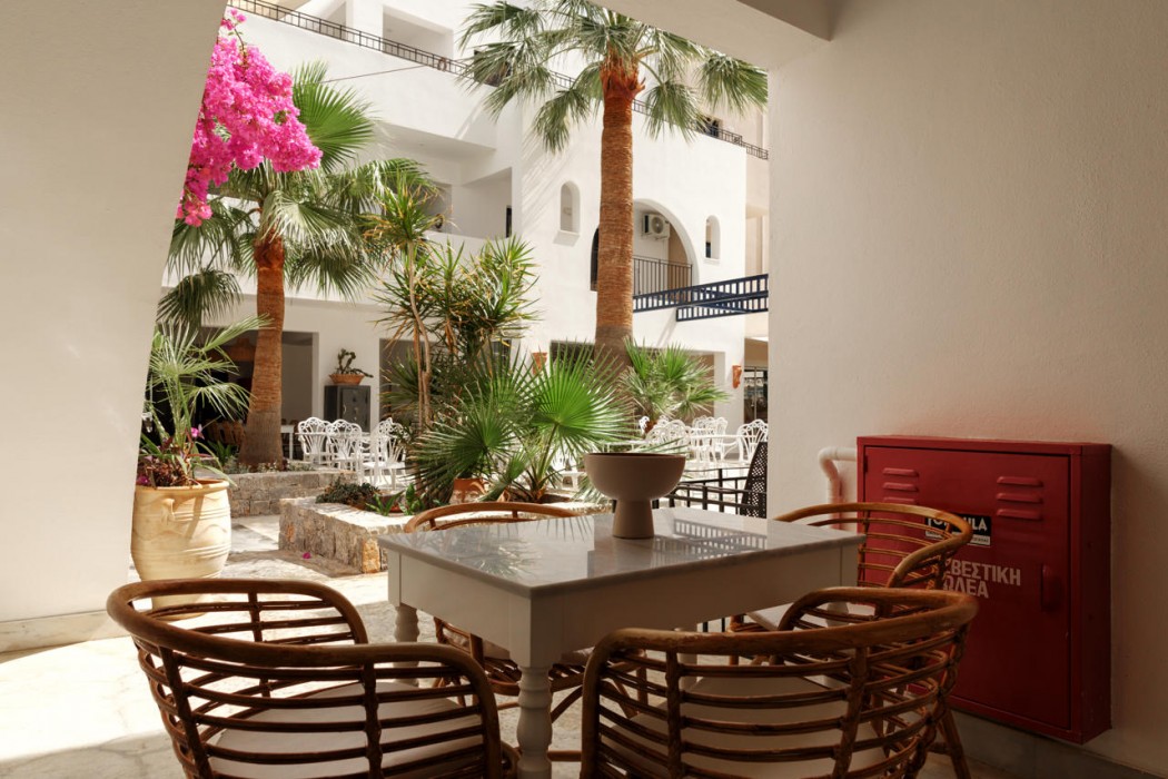 Nami Hotel & Suites 96/156