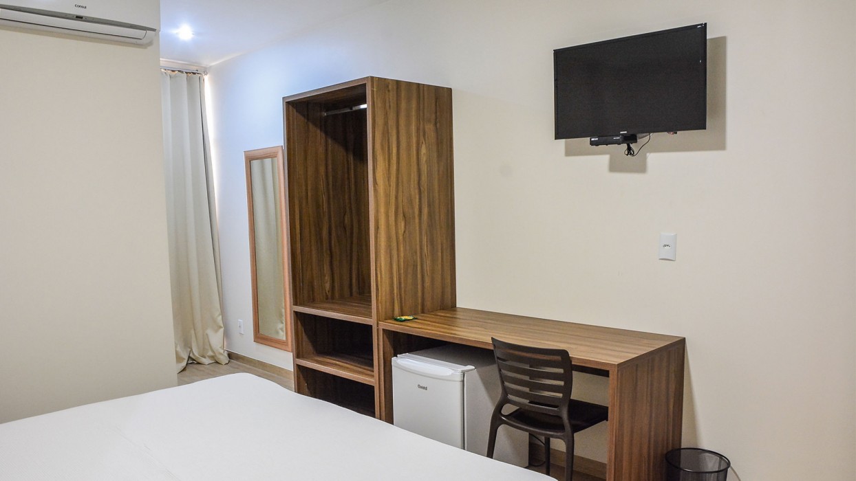 Mac Hotel 23/46