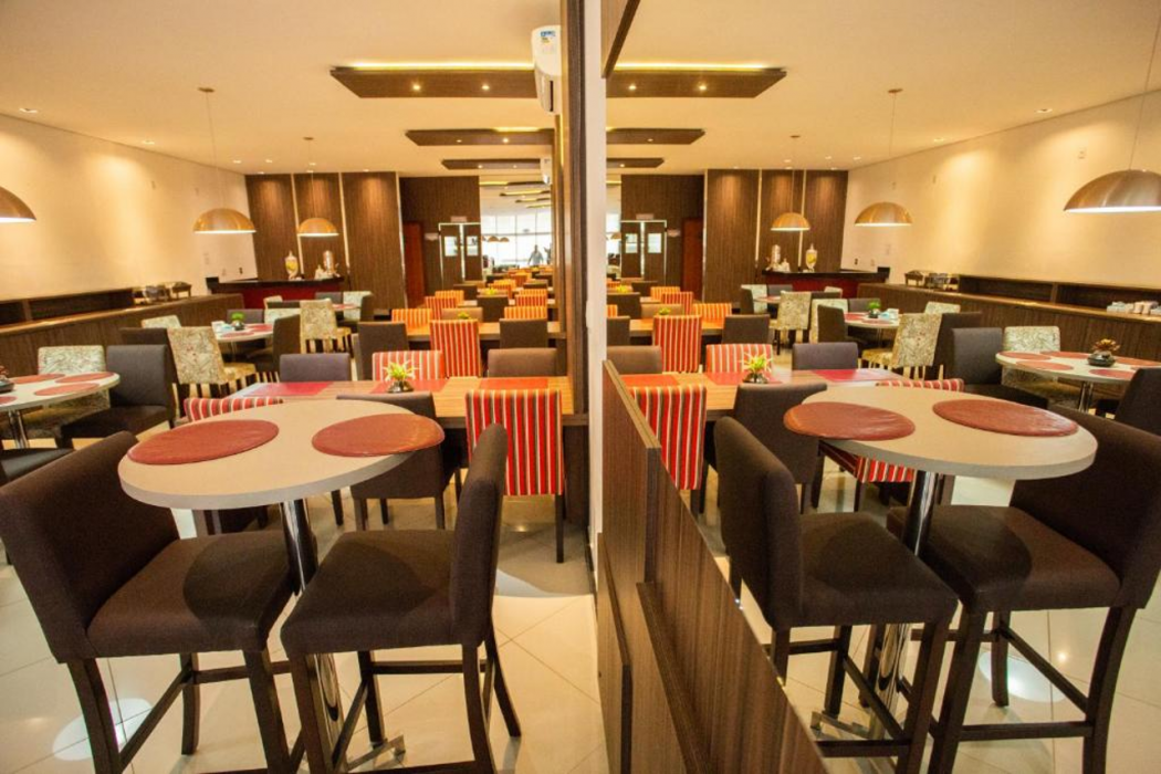 Carlton Plaza Torre 21/40