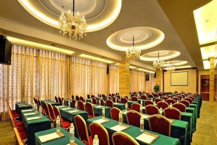 Golden Diamond Hotel 26/48
