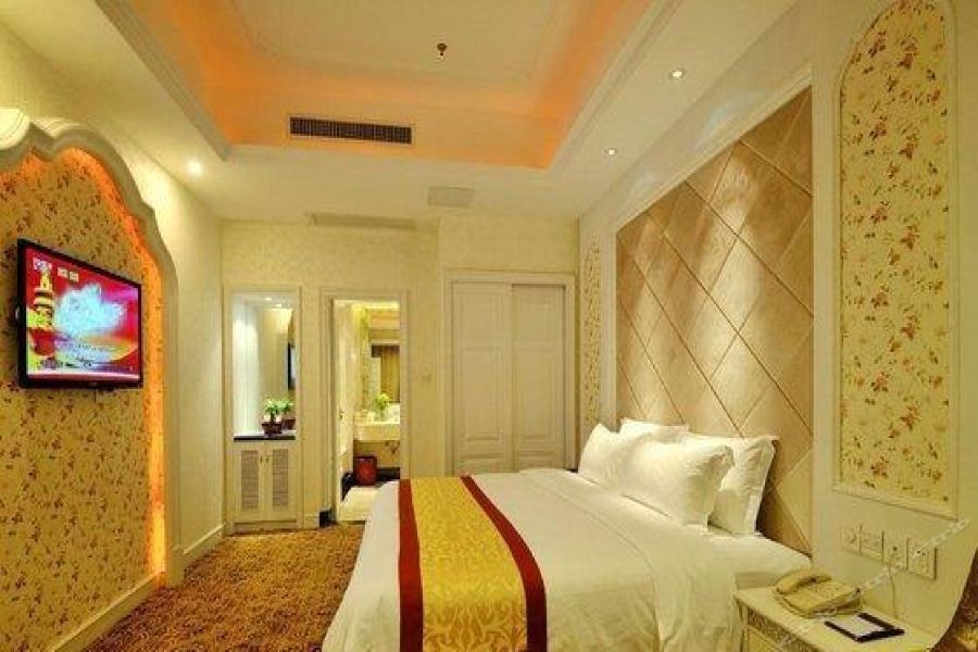 Golden Diamond Hotel 23/48