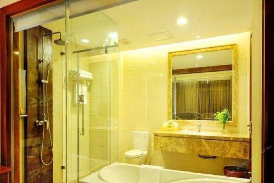 Golden Diamond Hotel 15/48