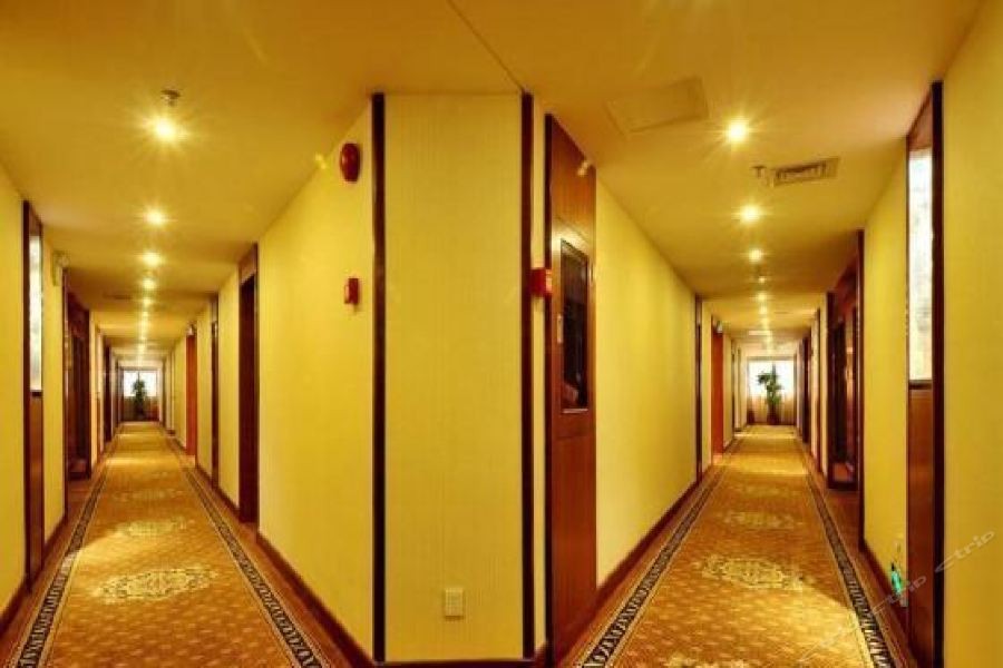 Golden Diamond Hotel 30/48