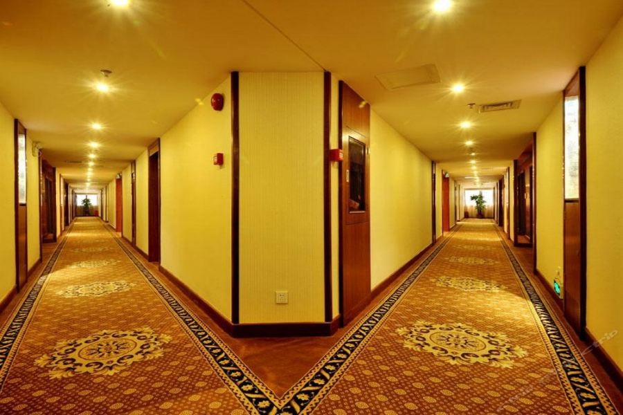Golden Diamond Hotel 35/48