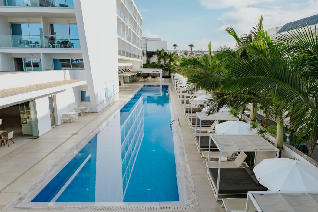 Tasia Maris Seasons Hotel (Adults only) 70/105