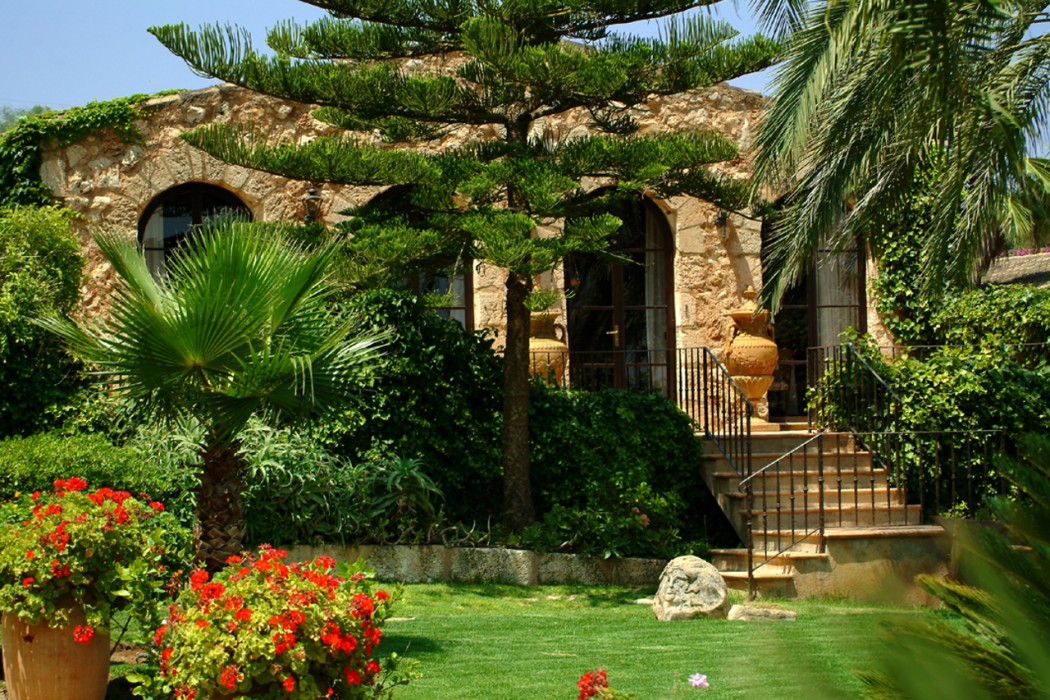 Rotana La Reserva 1/81
