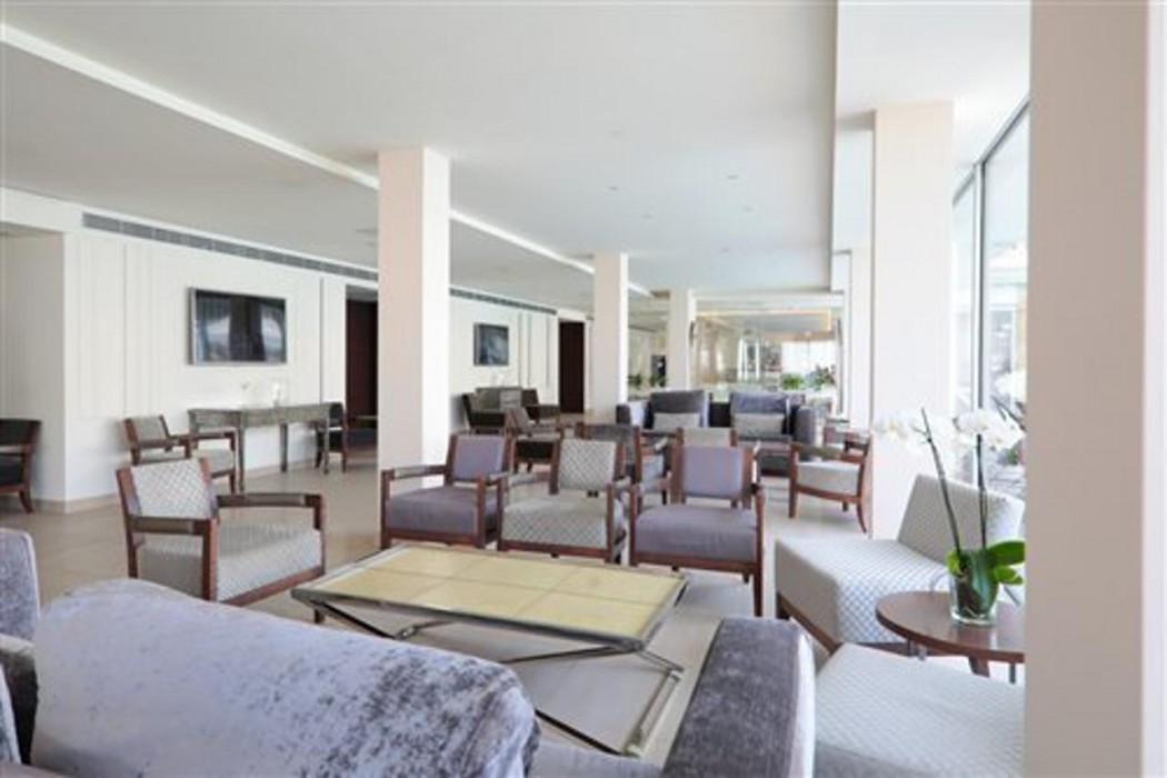 La Pergola Aparthotel 8/60
