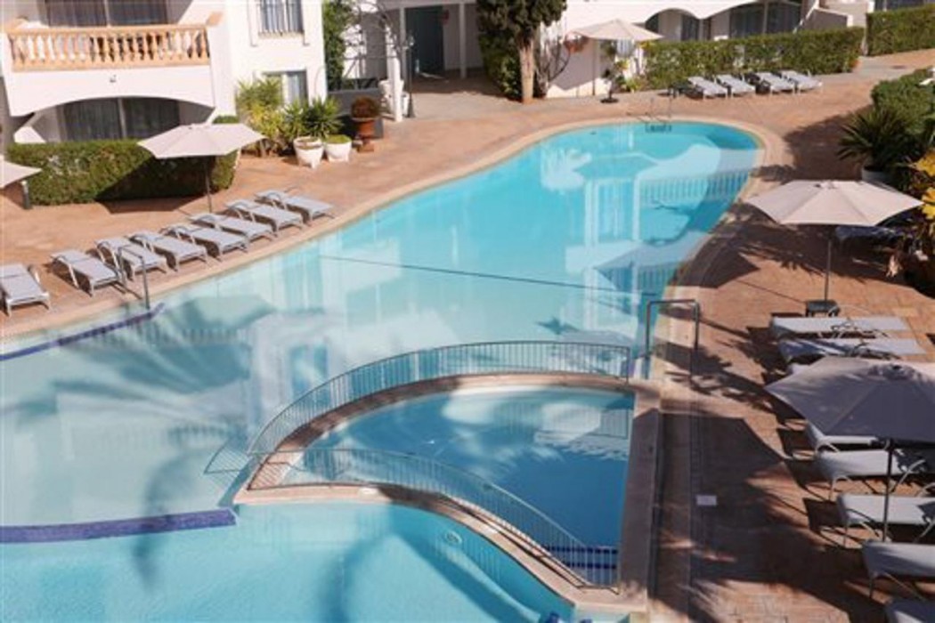 La Pergola Aparthotel 27/60