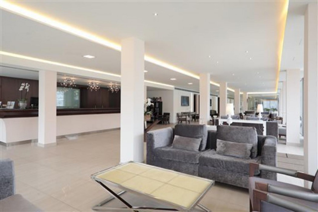 La Pergola Aparthotel 11/60