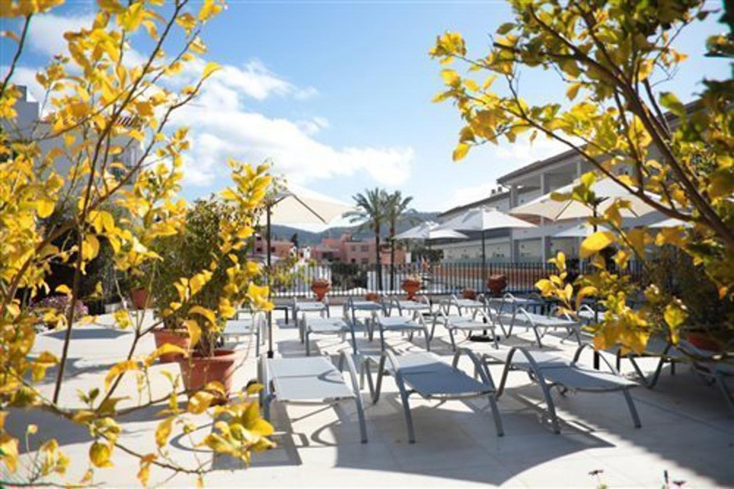 La Pergola Aparthotel 24/60