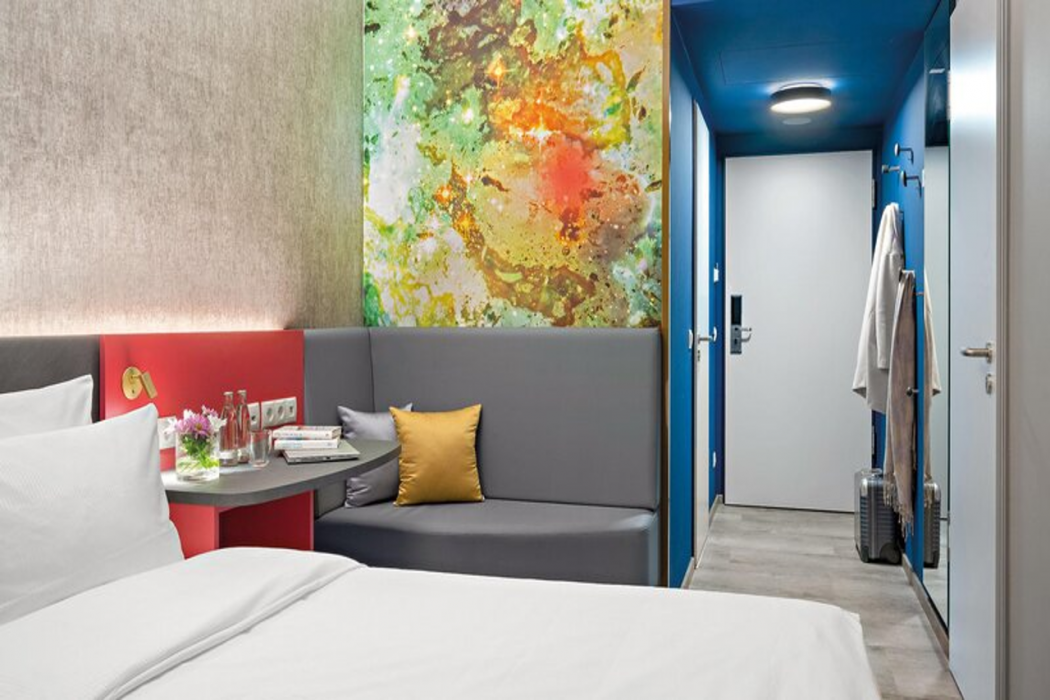 Hey Lou Hotel Nordlingen 11/29