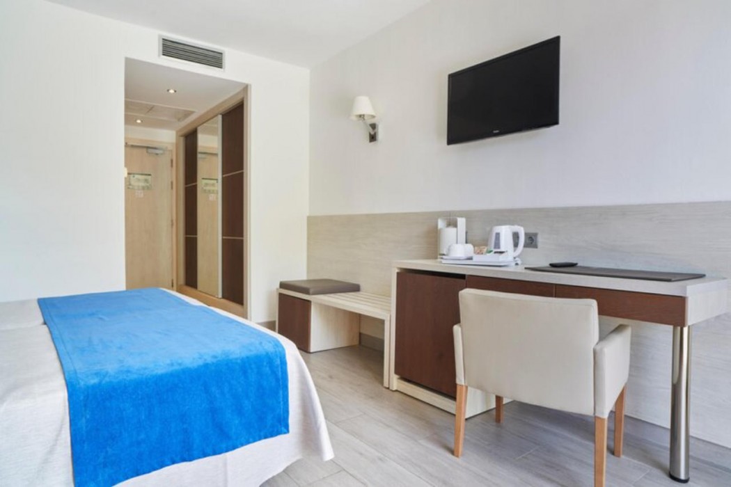 Invisa Hotel Club Cala Verde 31/103