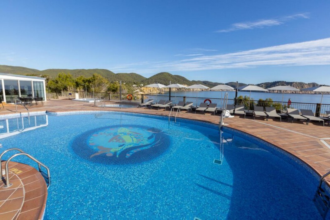 Invisa Hotel Club Cala Verde 45/103