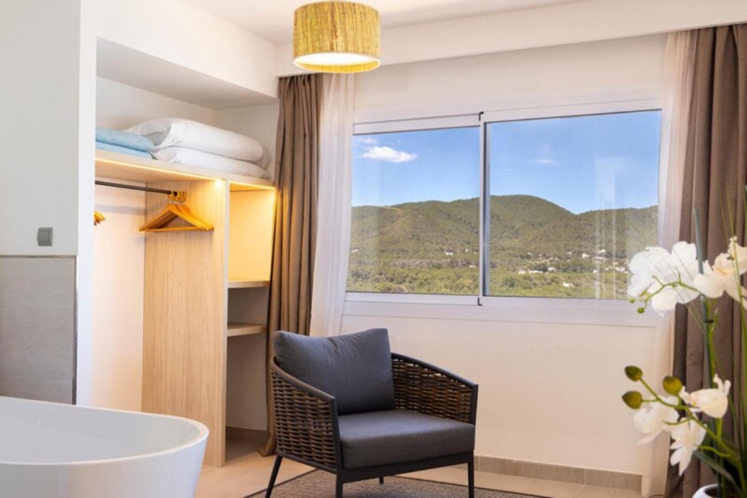 Invisa Hotel Club Cala Verde 34/103