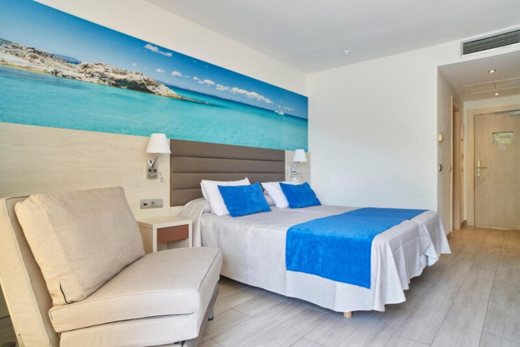 Invisa Hotel Club Cala Verde 33/103