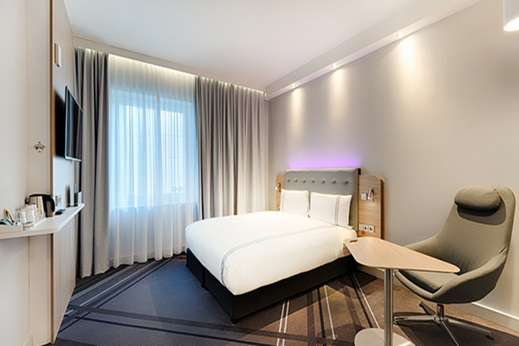 Premier Inn Frankfurt Westend Hotel 12/44