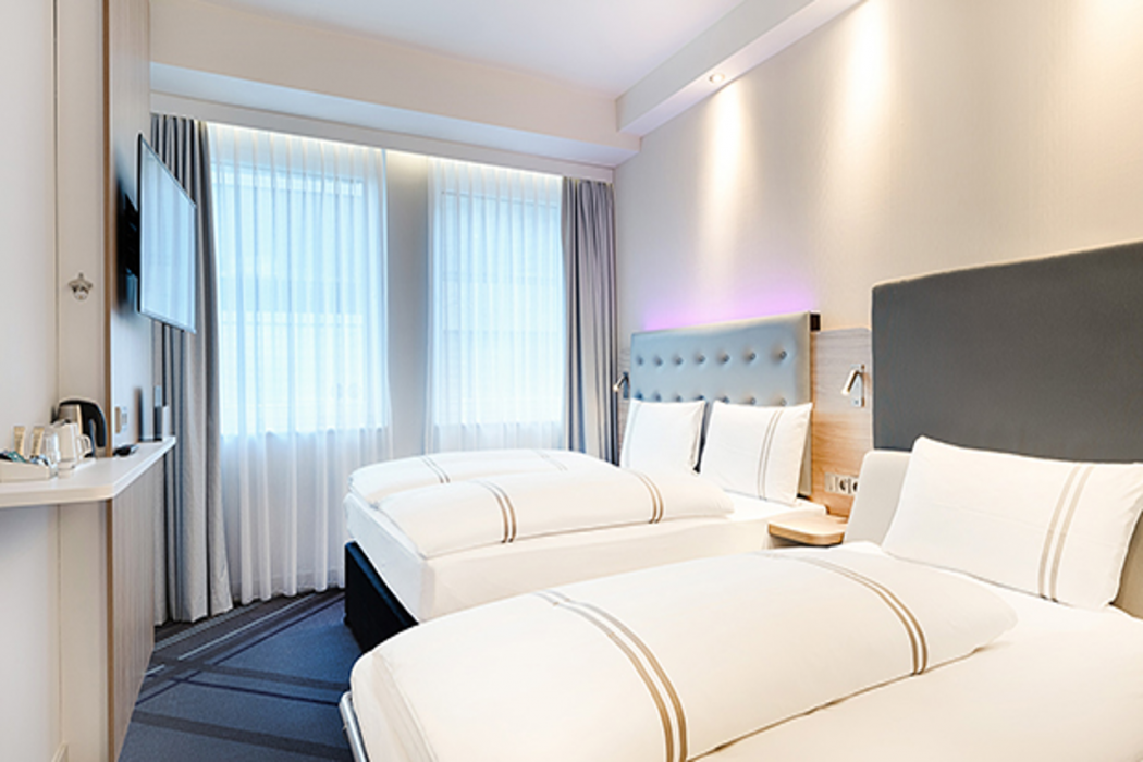 Premier Inn Frankfurt Westend Hotel 10/44