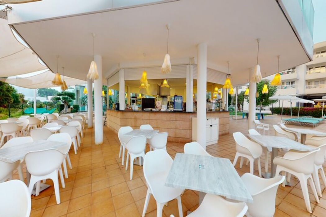 Tropic Garden Hotel & Apartments 39/73