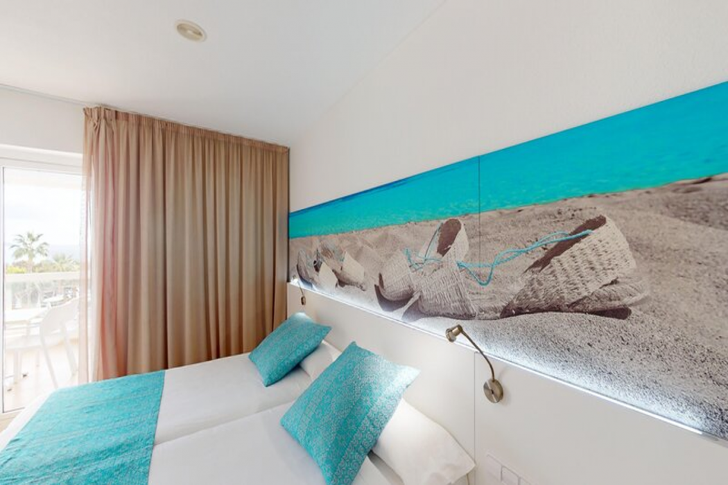Tropic Garden Hotel & Apartments 24/73