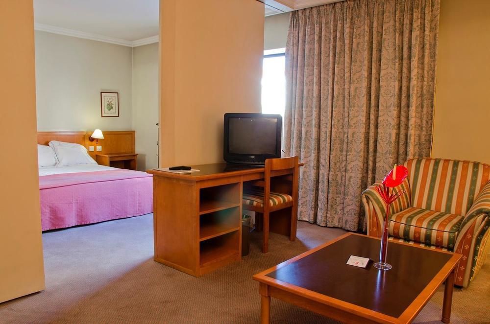 VIP Executive Suites do Marques Hotel 3/12