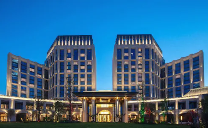 Grand New Century Hotel Zunyi 1/30