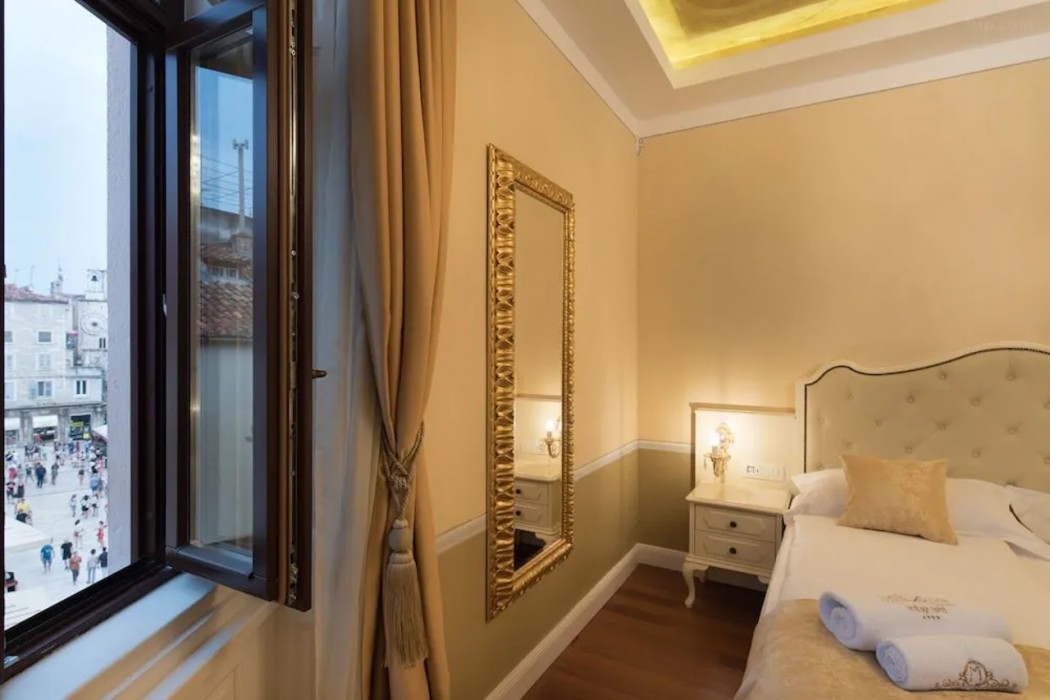 Central Square Heritage Hotel 29/80