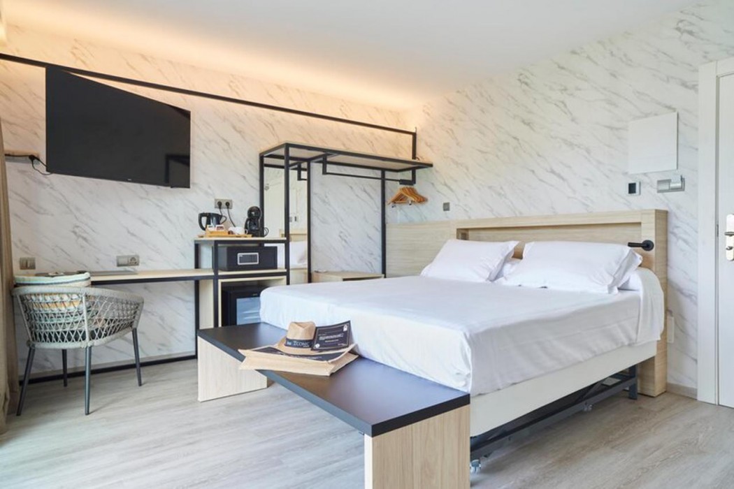 Invisa Hotel Es Pla - Adults Only 19/68
