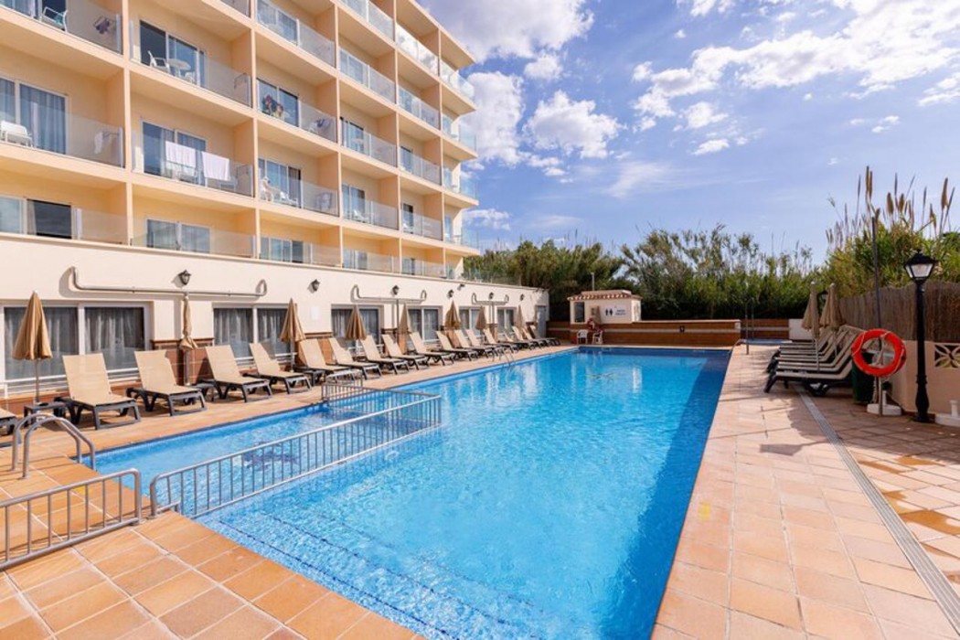 Invisa Hotel Es Pla - Adults Only 3/68