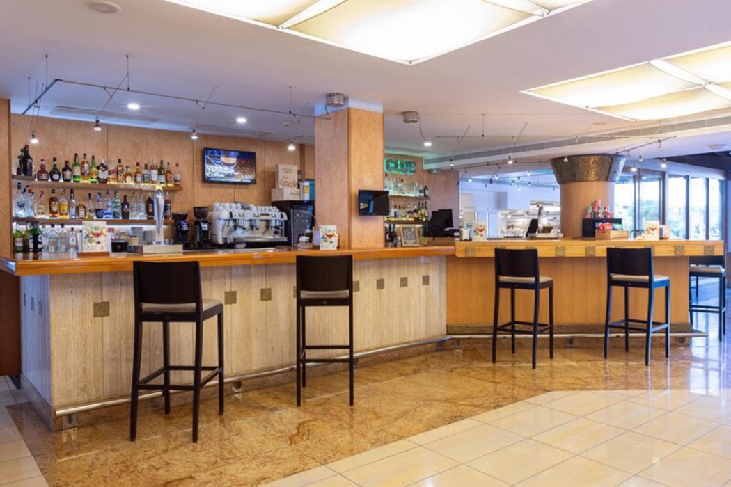 Invisa Hotel La Cala 80/99