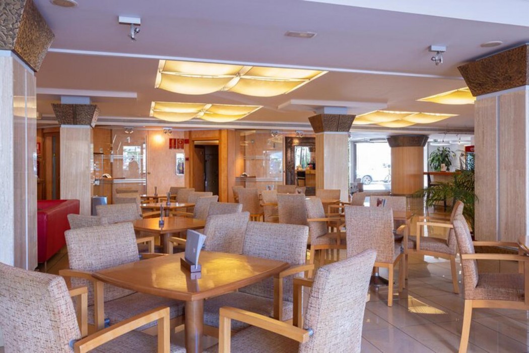Invisa Hotel La Cala 79/99