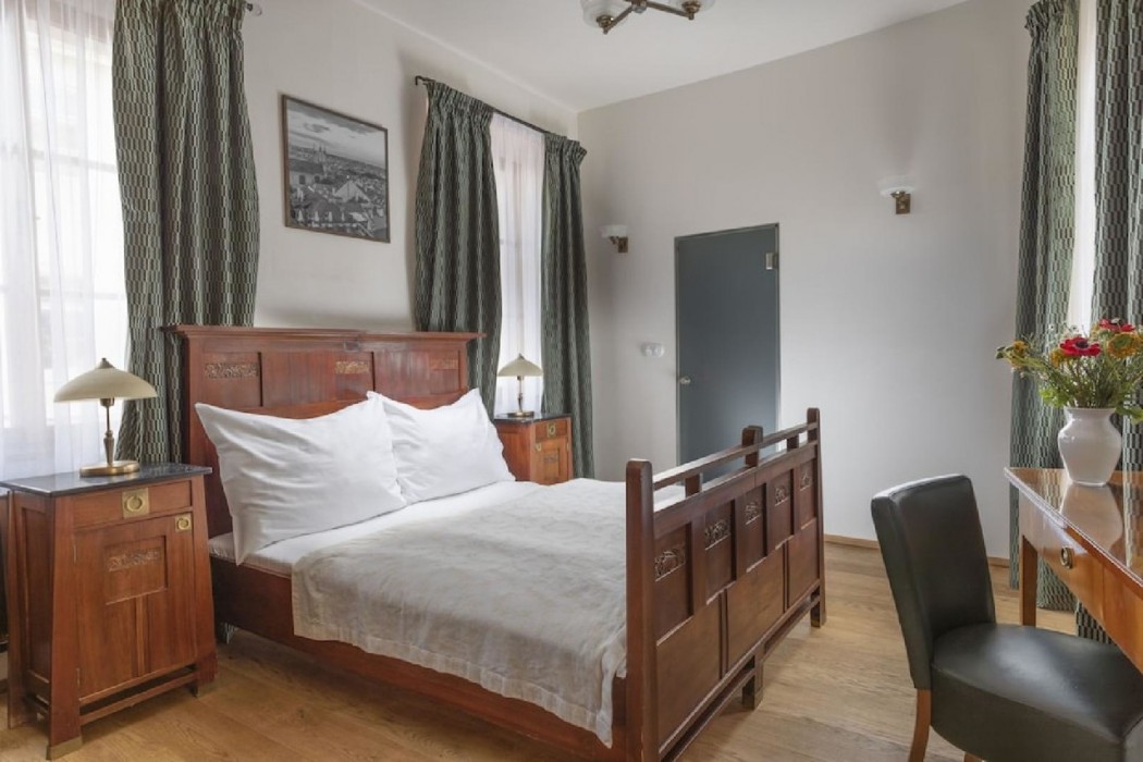 Hotel At the Green Grape 14/42