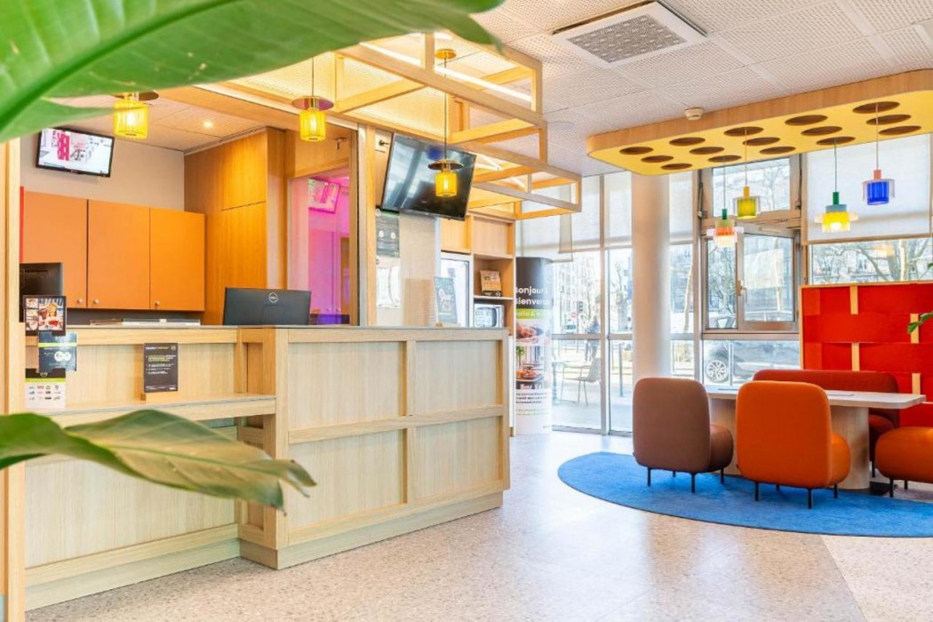 Lobby at B&B Hotel Nantes Centre, NANTES