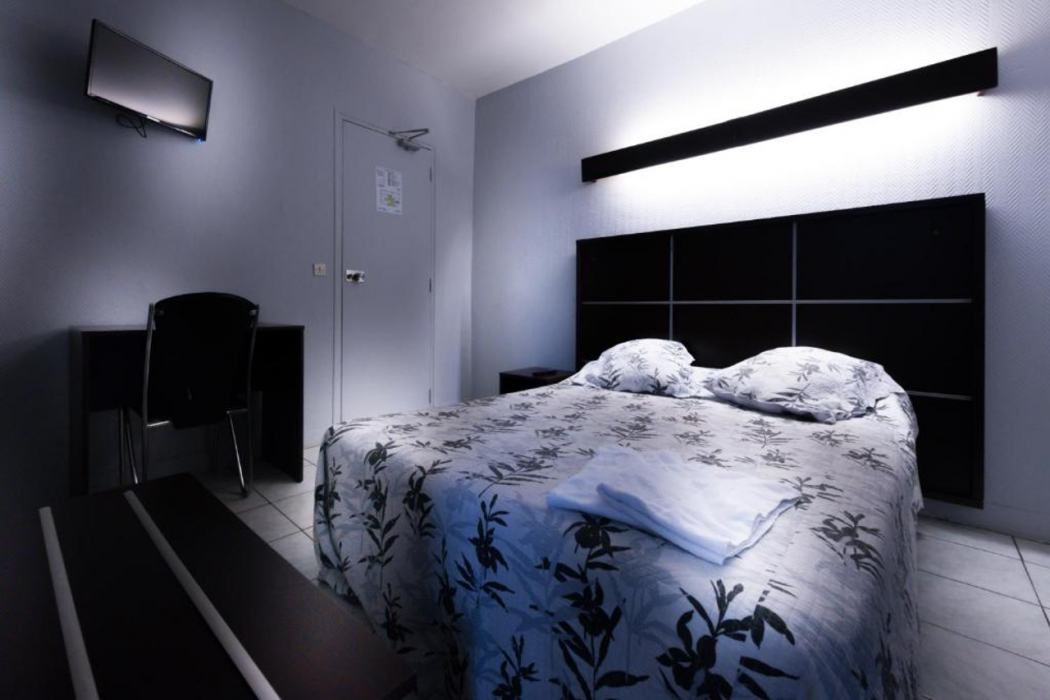 Hotel Du Globe 18 13/50