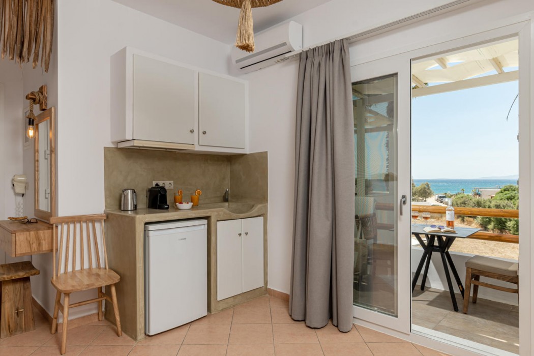 Glaronissi Beach 23/65