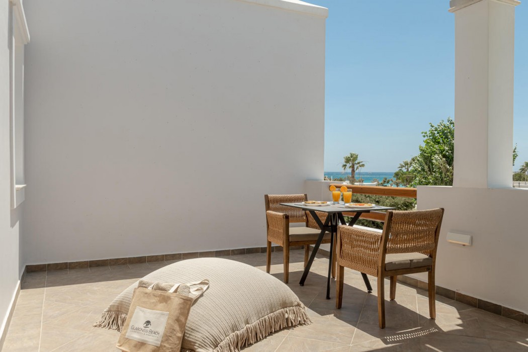Glaronissi Beach 18/65
