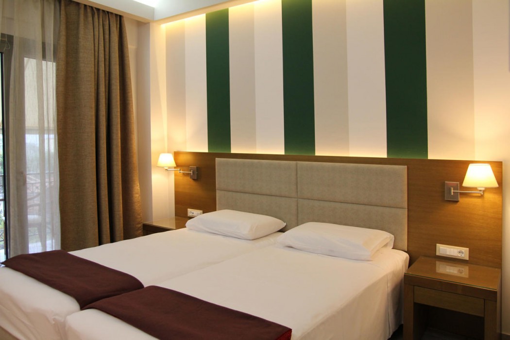 Achilles Hotel 26/51