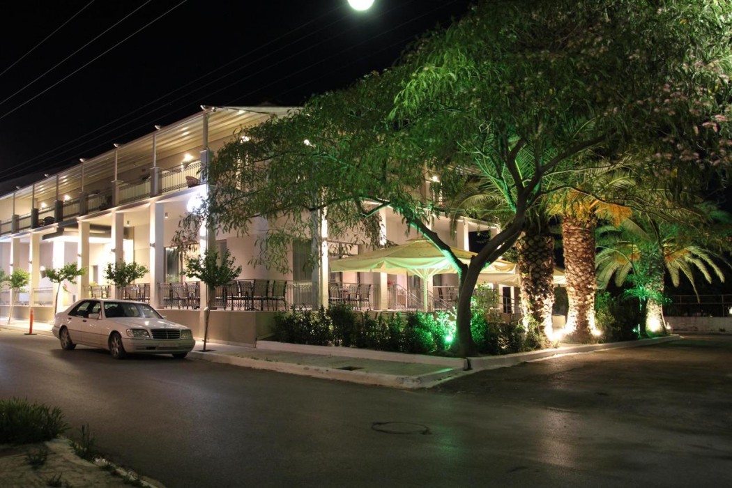 Achilles Hotel 6/51