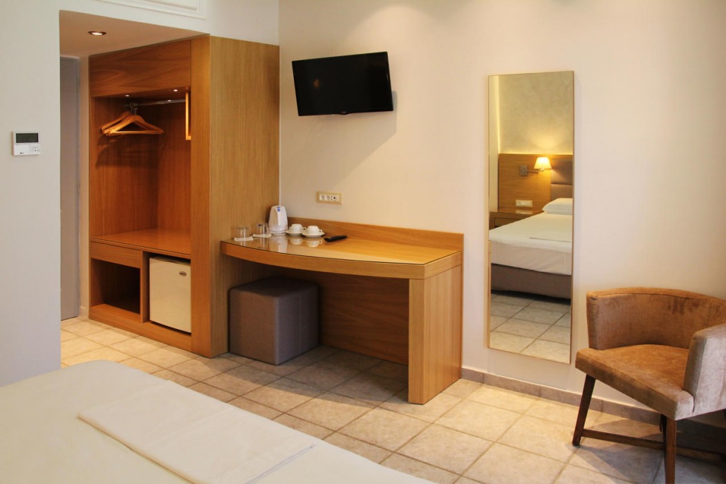 Achilles Hotel 20/51