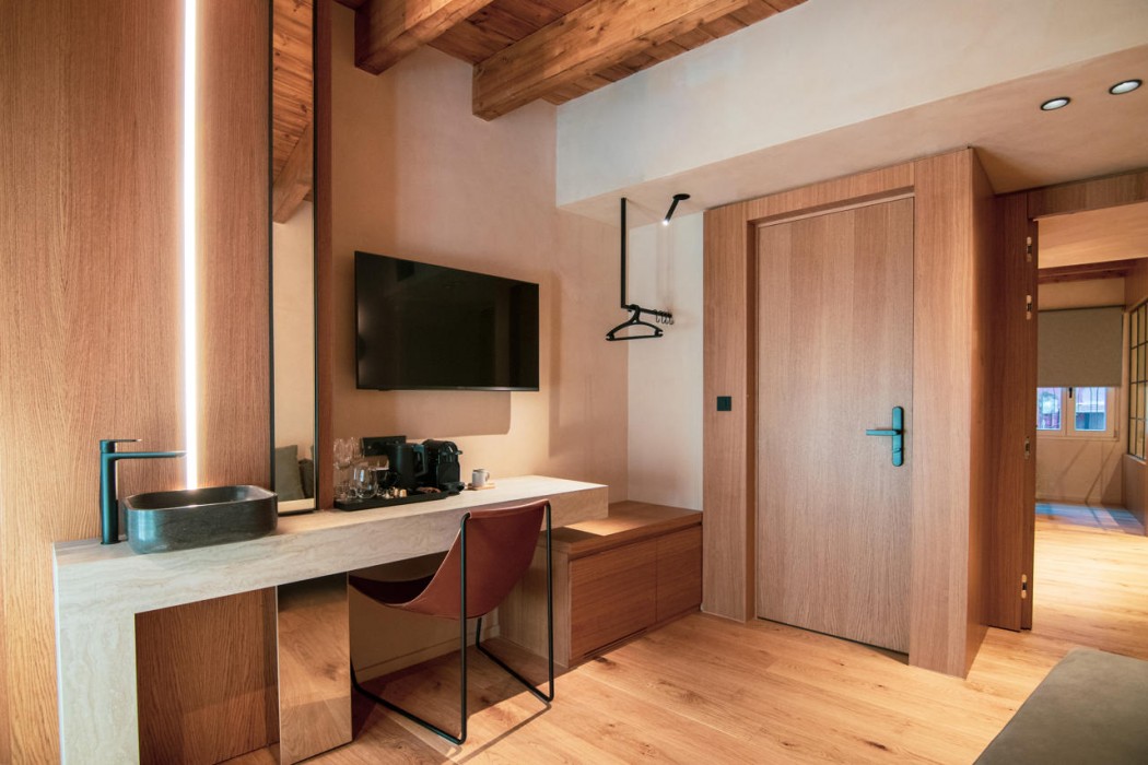Consolato Boutique Suites 27/94
