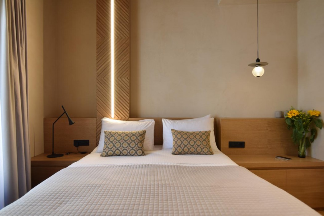 Consolato Boutique Suites 8/94