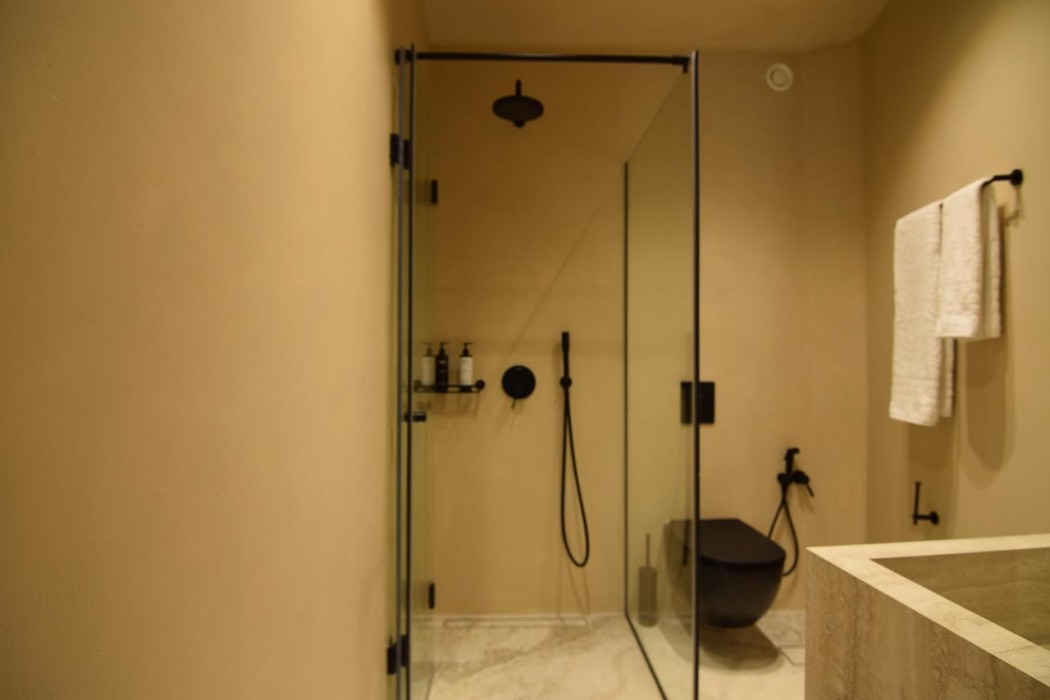Consolato Boutique Suites 6/94