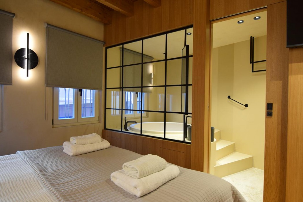 Consolato Boutique Suites 16/94