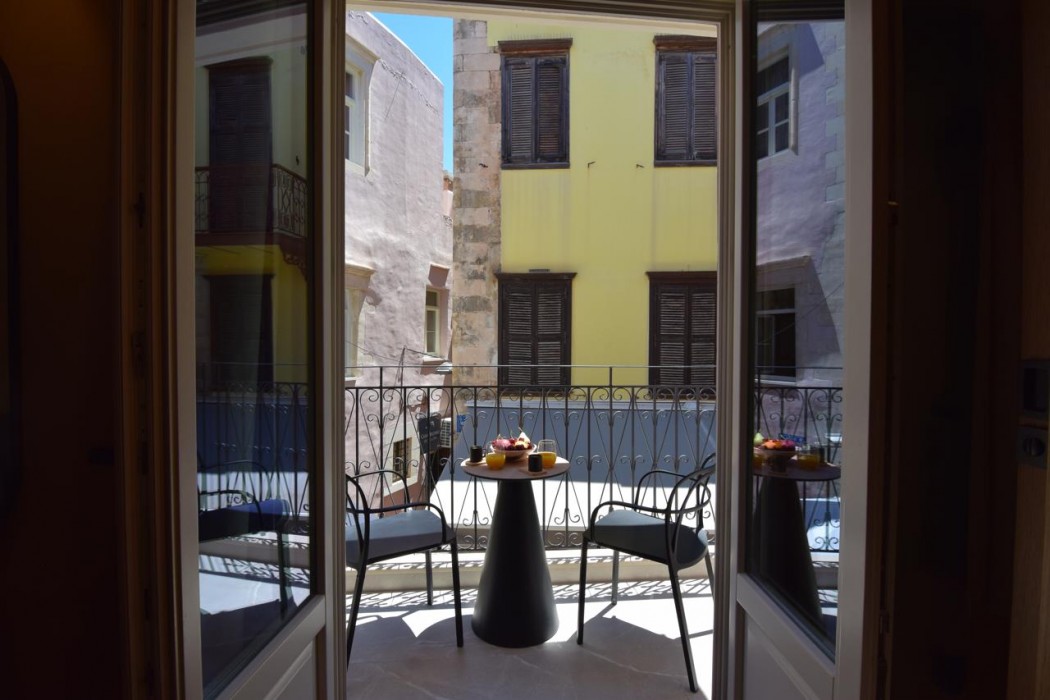 Consolato Boutique Suites 17/94