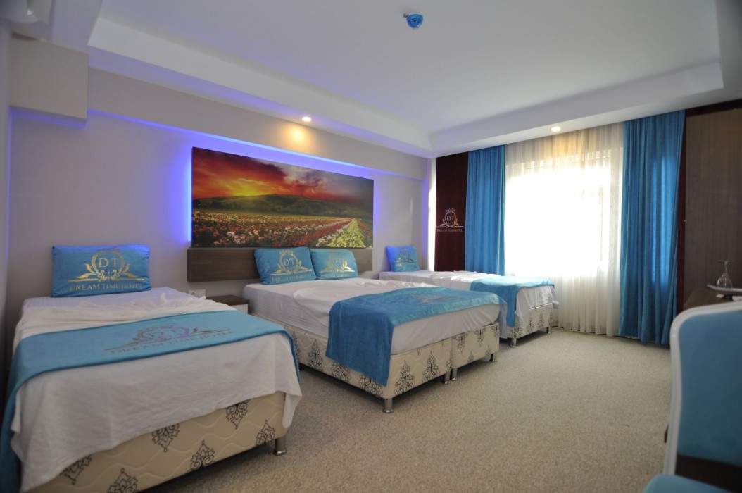Dream Time Hotel 11/31