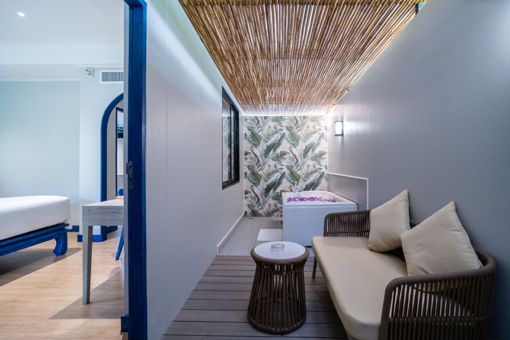 Phuket Island View Resort 20/76
