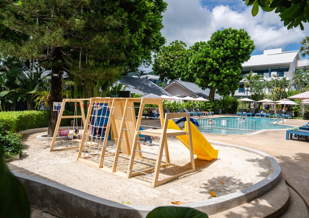 Phuket Island View Resort 48/76